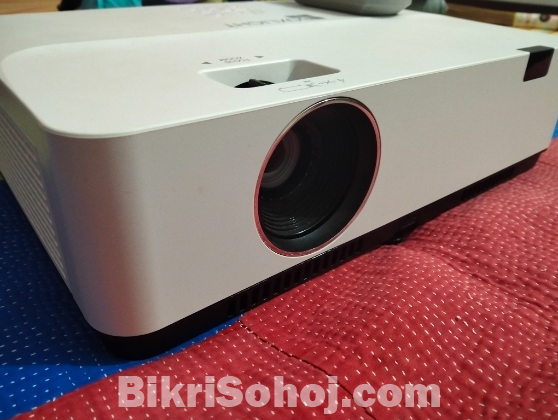 Projector Boxlight ALX-402